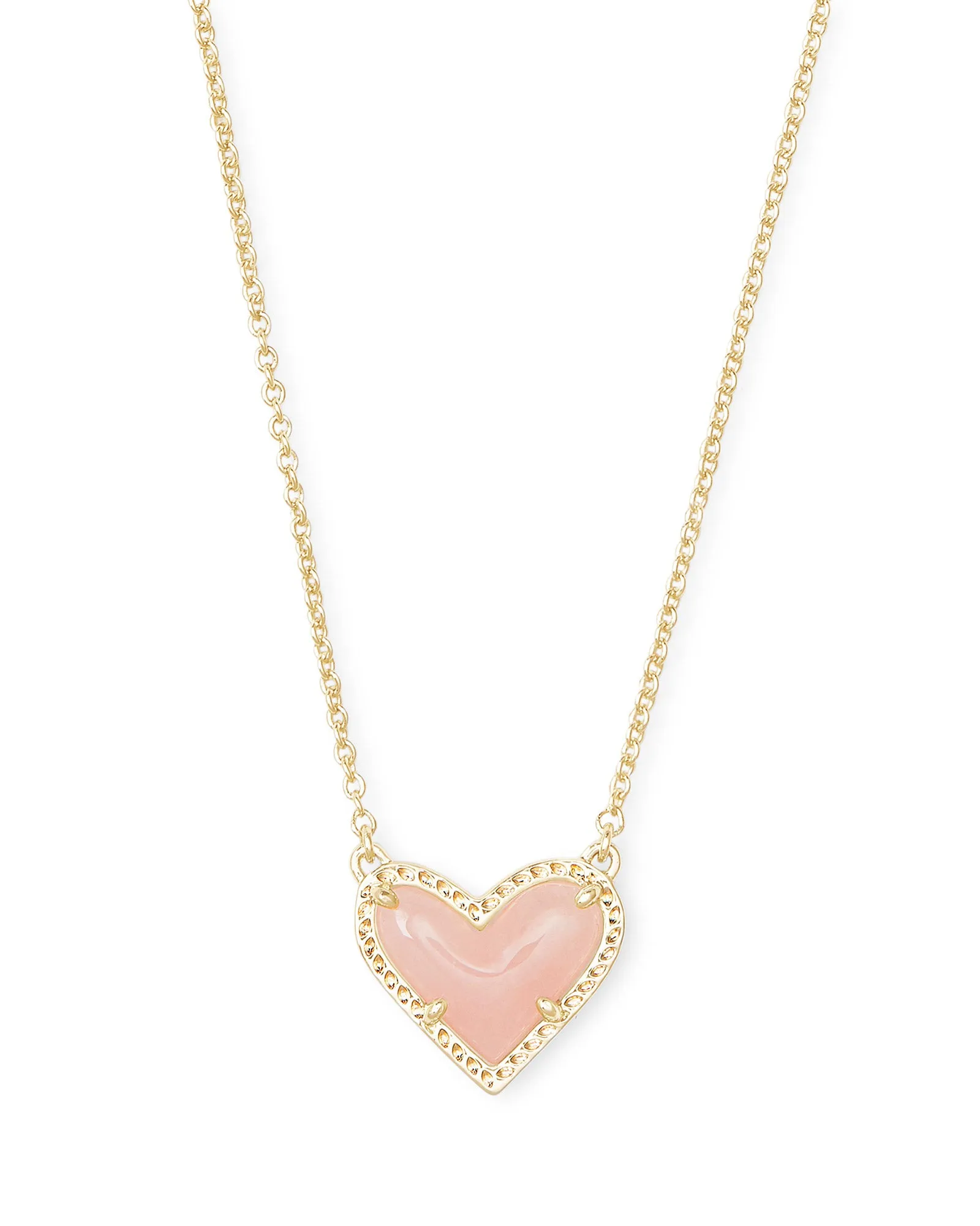 Ari Heart Short Pendant