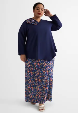 Arisya Melinda Looi Asymmetrical Floral Brooch Kurung