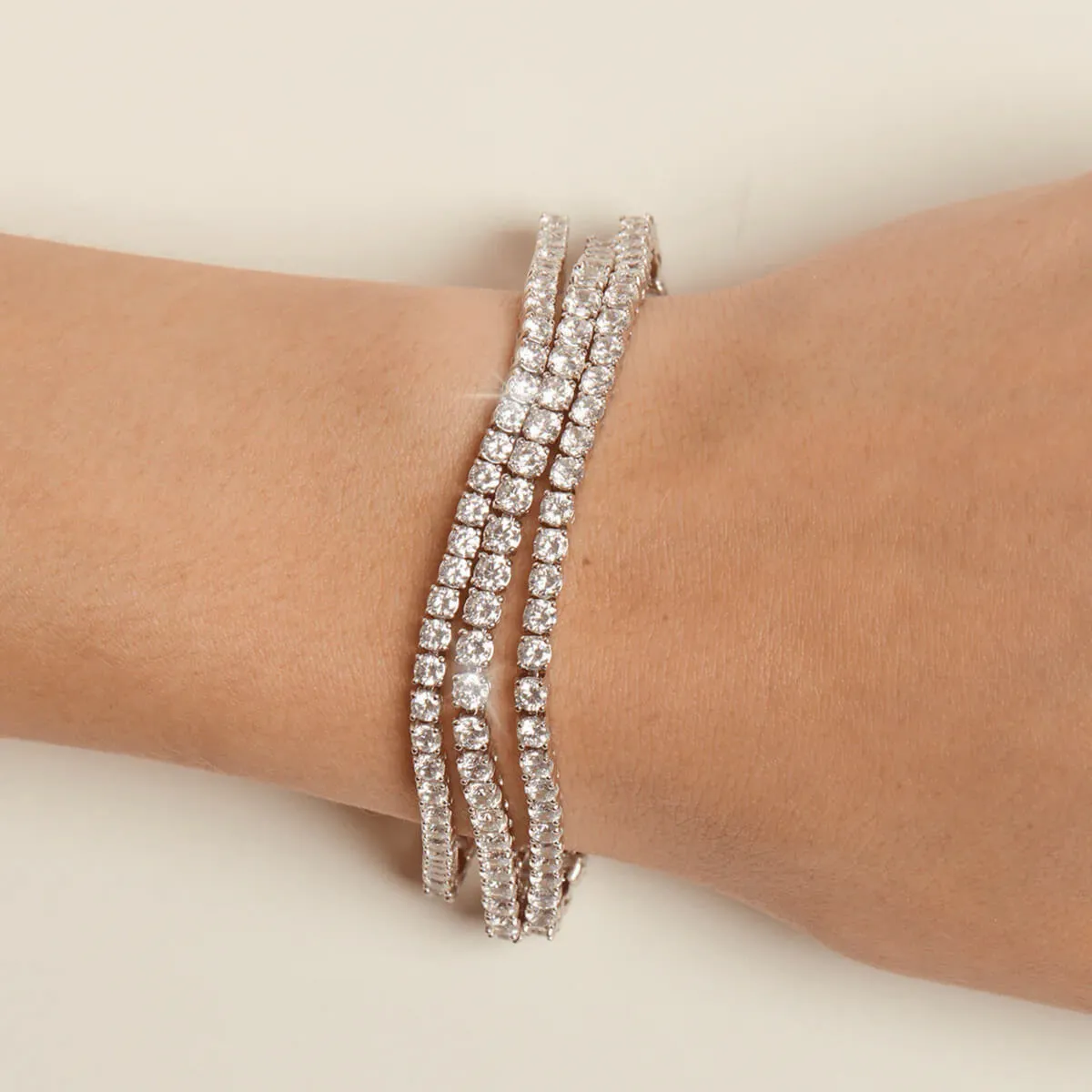 Classic diamond tennis bracelet