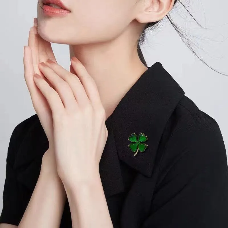 Four-leaf Clover Emerald Brooch