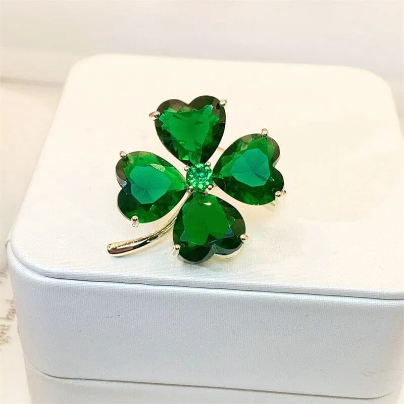 Four-leaf Clover Emerald Brooch