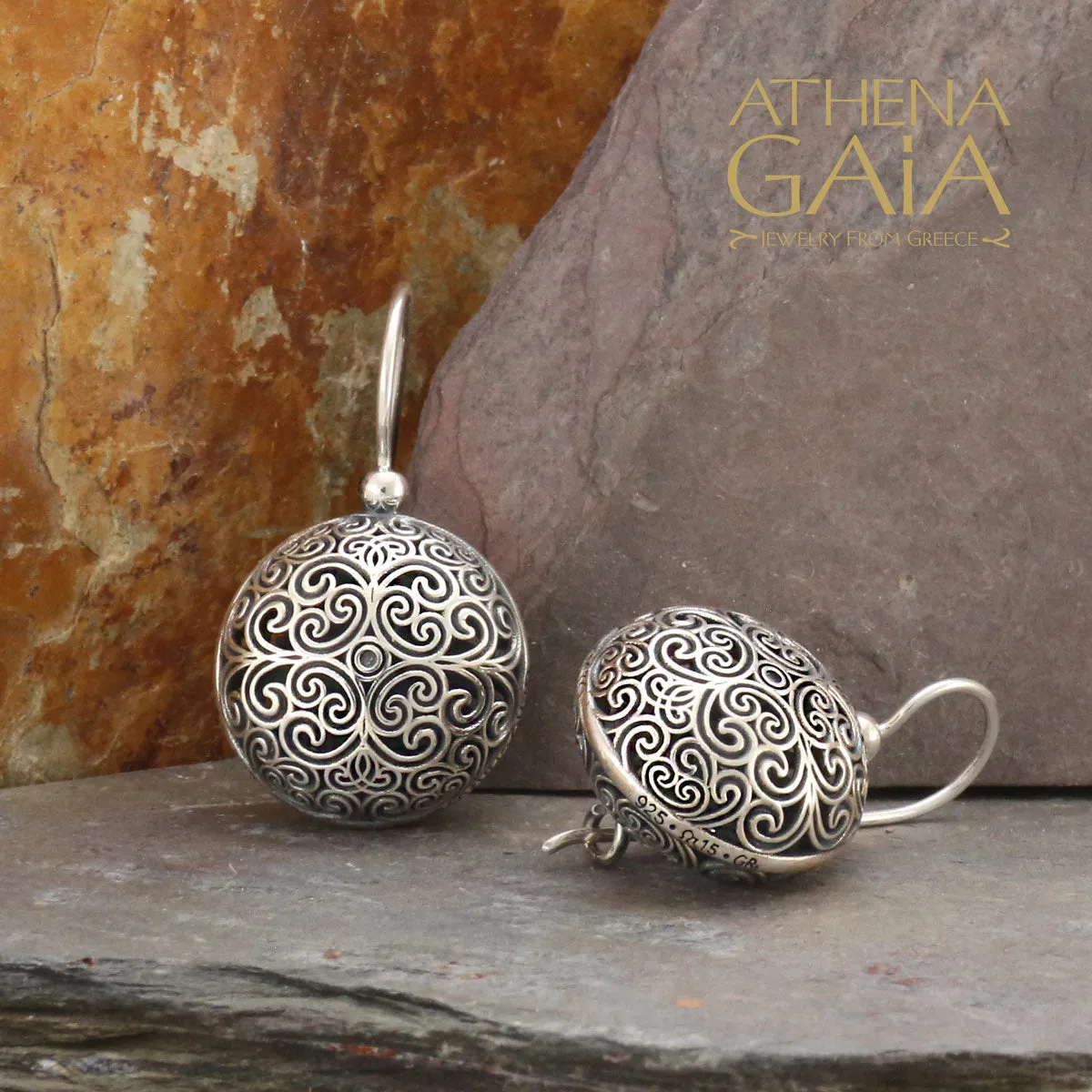 Kallisto Simple Round Filigree Earrings