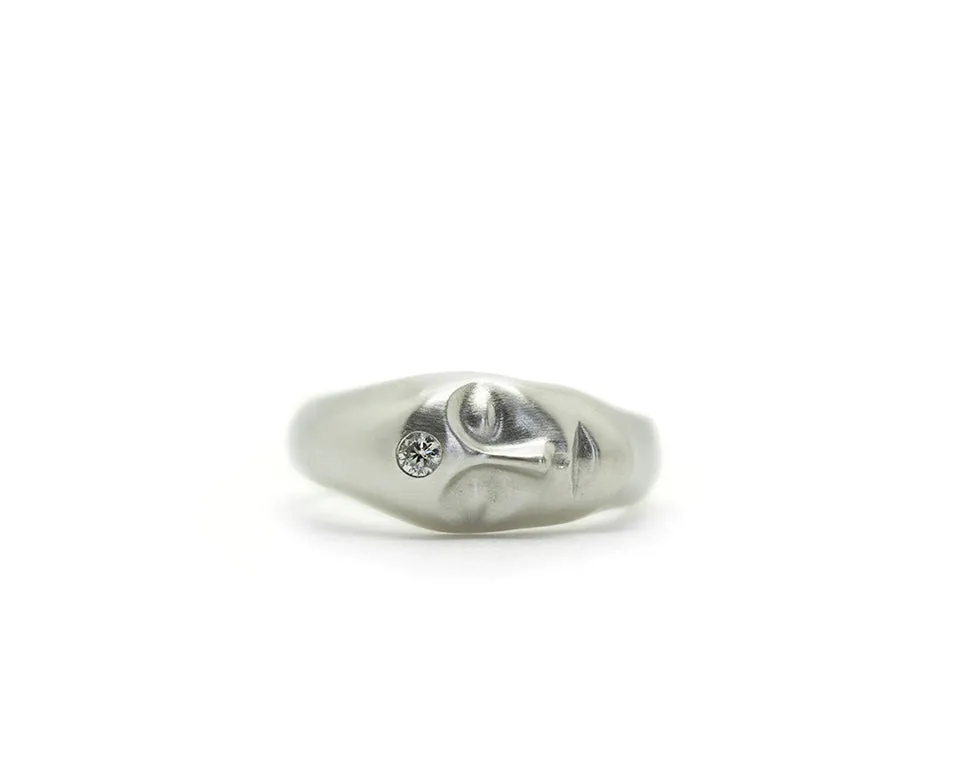 Large Grey Lady Cameo Ring