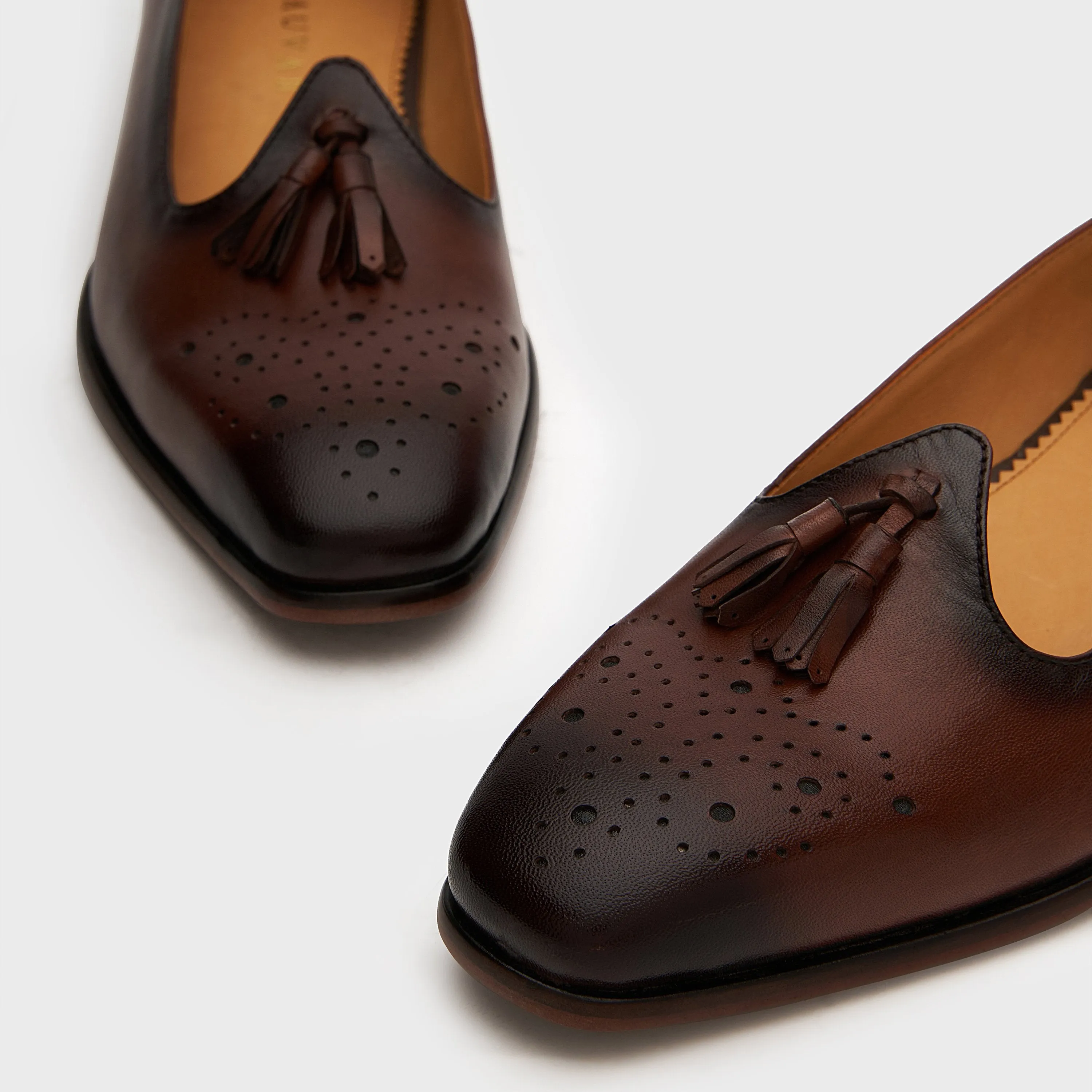 Nagra Tassel & Brogue | Choco Brown Leather