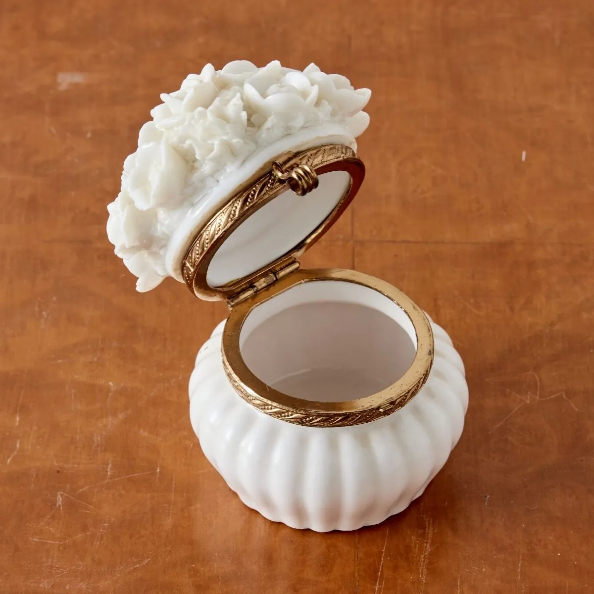 Porcelain Powder Jewelry Trinket Box