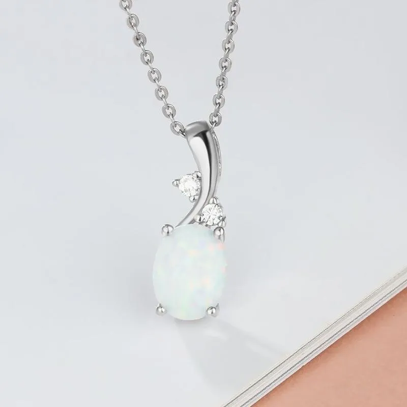 Simple Opal Oval Necklace