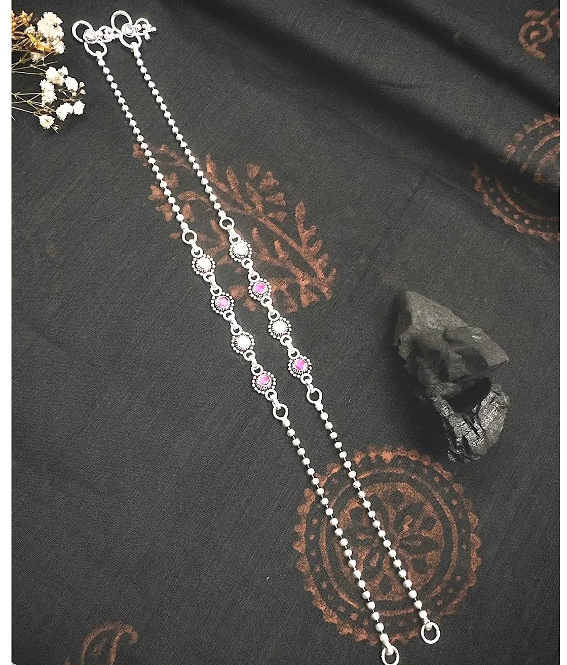 The Silver Gemstone Anklets (Red/White)